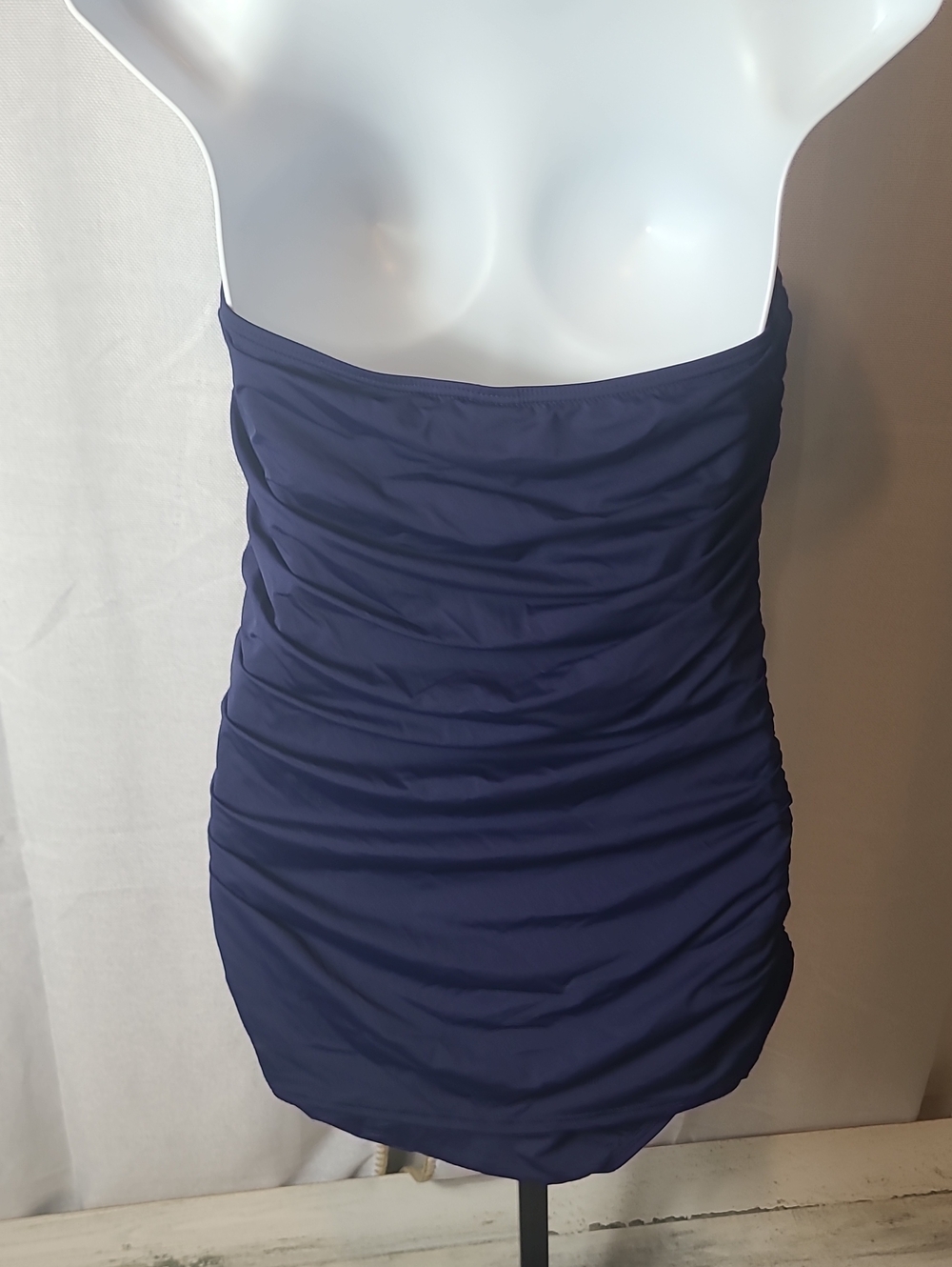 New no tags Tommy Bahama one piece swimsuit swim dress Halter Size 16. - Picture 5 of 7